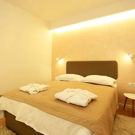Ferienwohnung Lotos Zadar Exterior foto