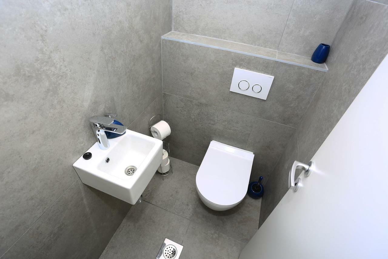 Apartment Lotos Zadar